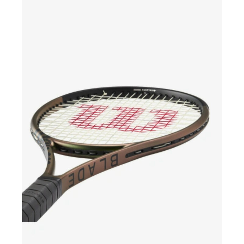 Wilson Blade 98 (16x19) V8 Tennis Racket image number 1